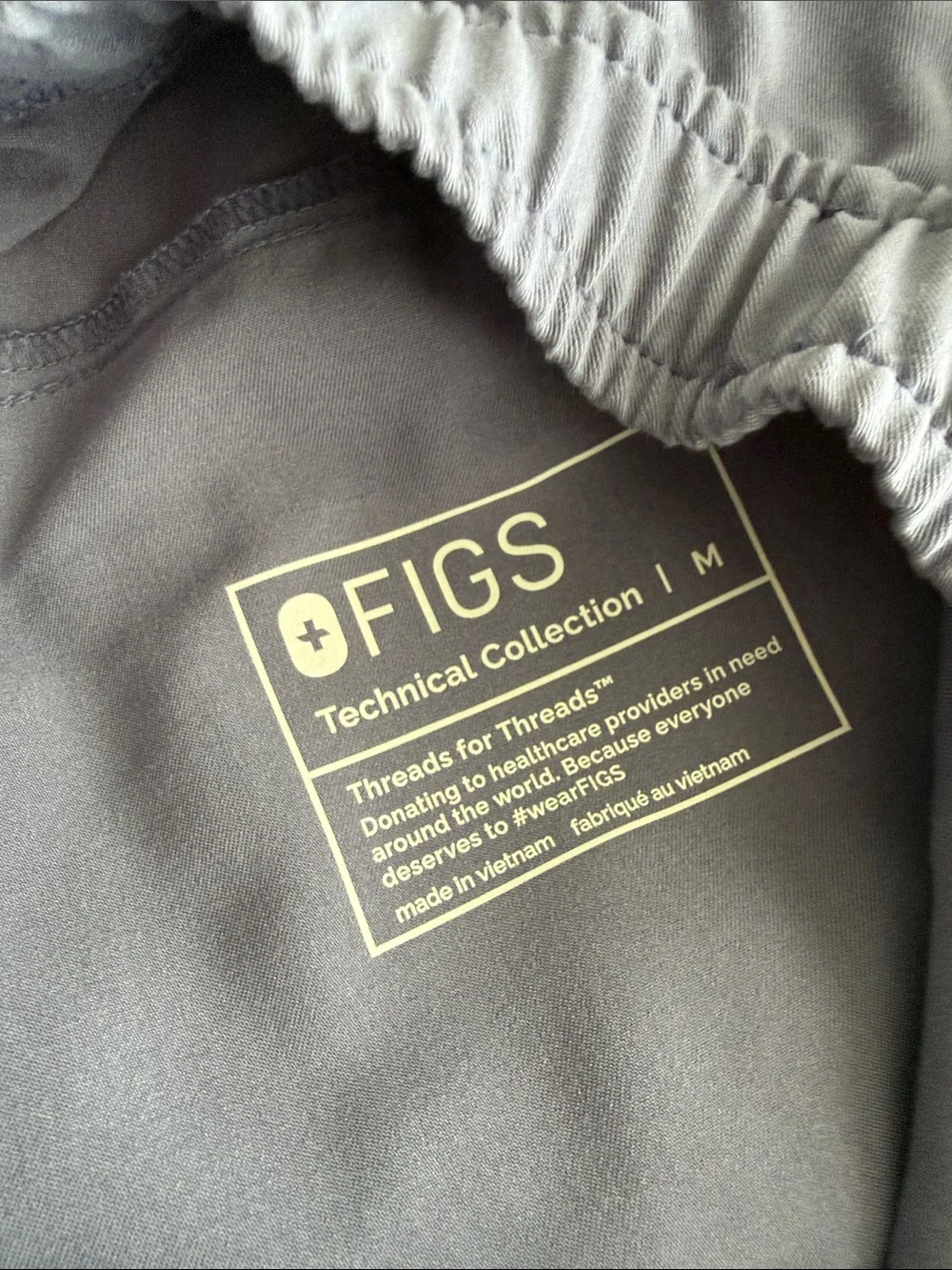 Men's FIGS Jogger Scrub Pants in Gray